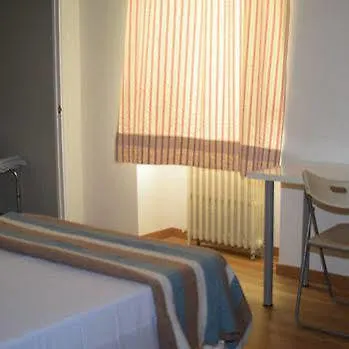 因撒旅舍 招待所