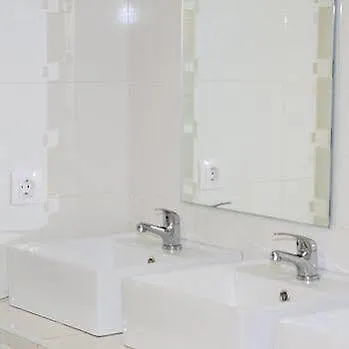 因撒旅舍 瓦伦西亚