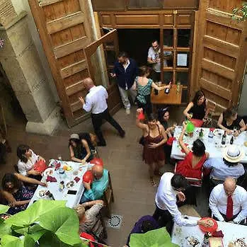 因撒旅舍 招待所