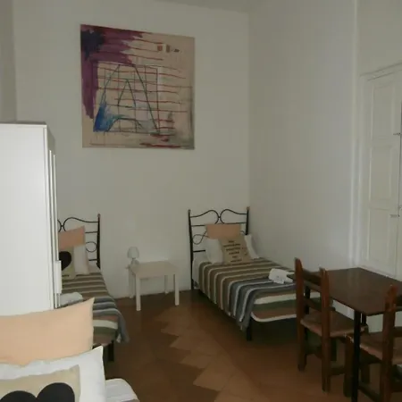 招待所 因撒旅舍 瓦伦西亚