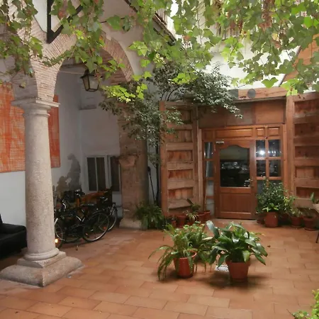 因撒旅舍 2* 瓦伦西亚